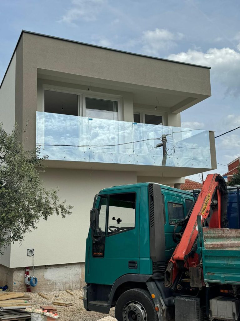 Staklena ograda CroGlass